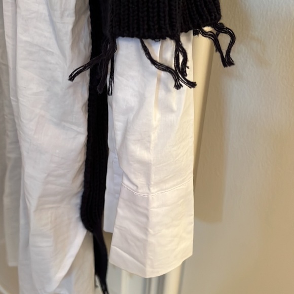 This Carra designer is trendy and comfortable - Picture 5 of 7